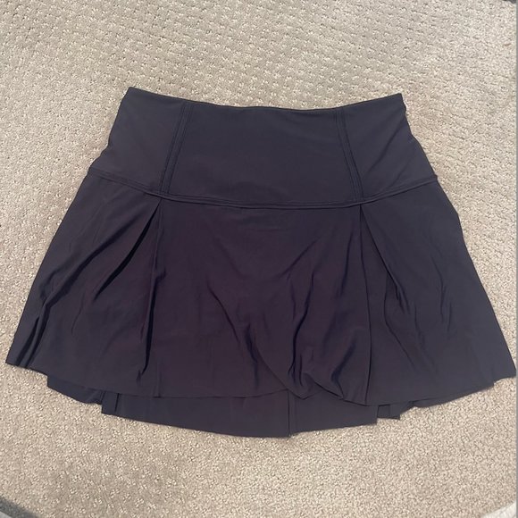 Lululemon Skirt - Picture 1 of 2